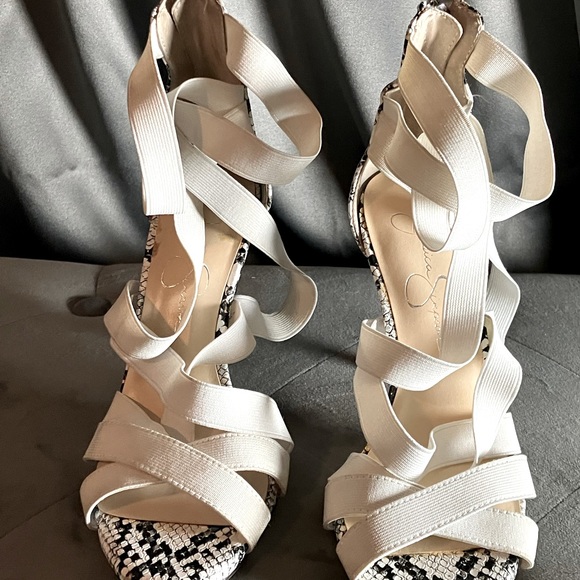 Jessica Simpson snakeprint white strappy heels - Picture 2 of 4